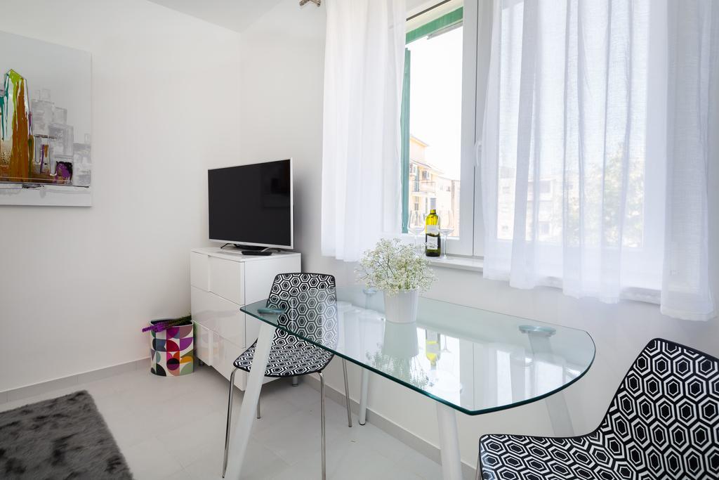 Old City Luxury Apartment Iris Split Zewnętrze zdjęcie