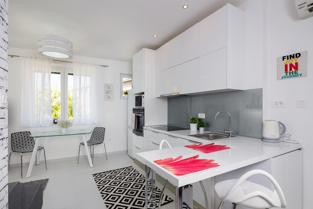Old City Luxury Apartment Iris Split Zewnętrze zdjęcie