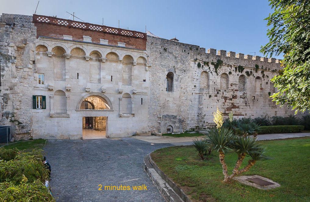Old City Luxury Apartment Iris Split Zewnętrze zdjęcie